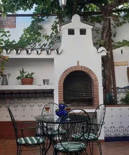 Casa Luciita: Agradable Con Chimenea, Patio Y Bbq.