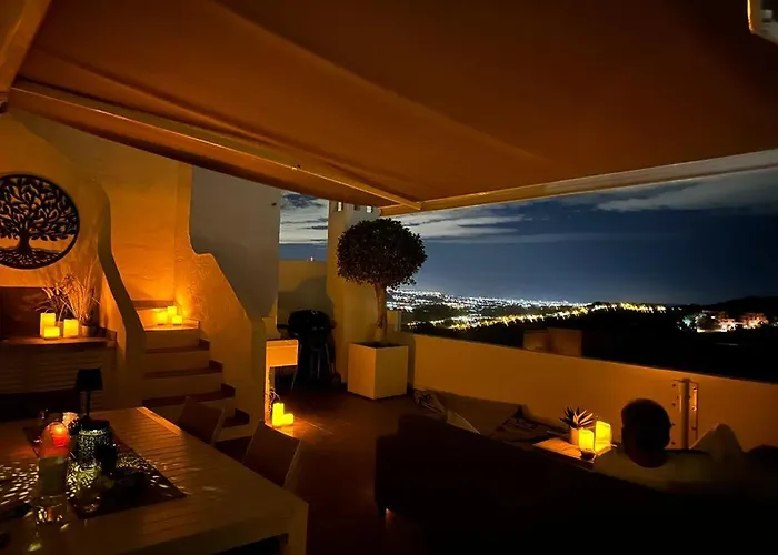 Penthouse Mit Privatem Jacuzzi In Marbella - La Mairena
